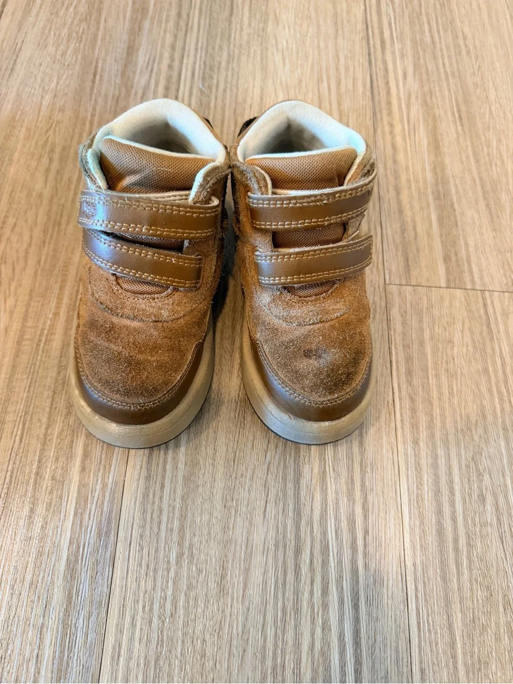 UGG Kids Brown High-Top Velcro boots - Comfortable Everyday Shoes